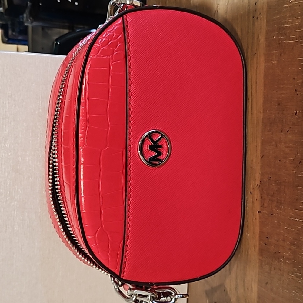 MICHAEL KORS CROSSBODY